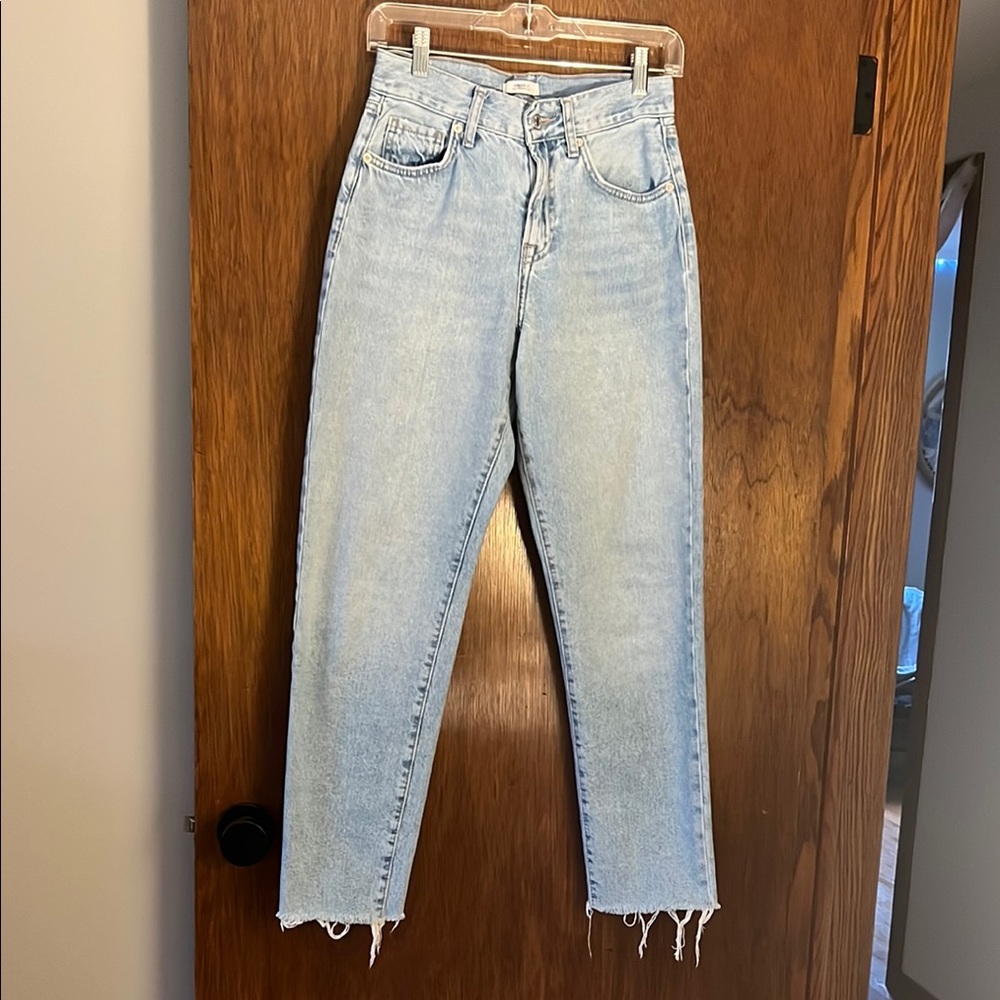 Forever 21 Raw Hem Light Blue Women's Jeans